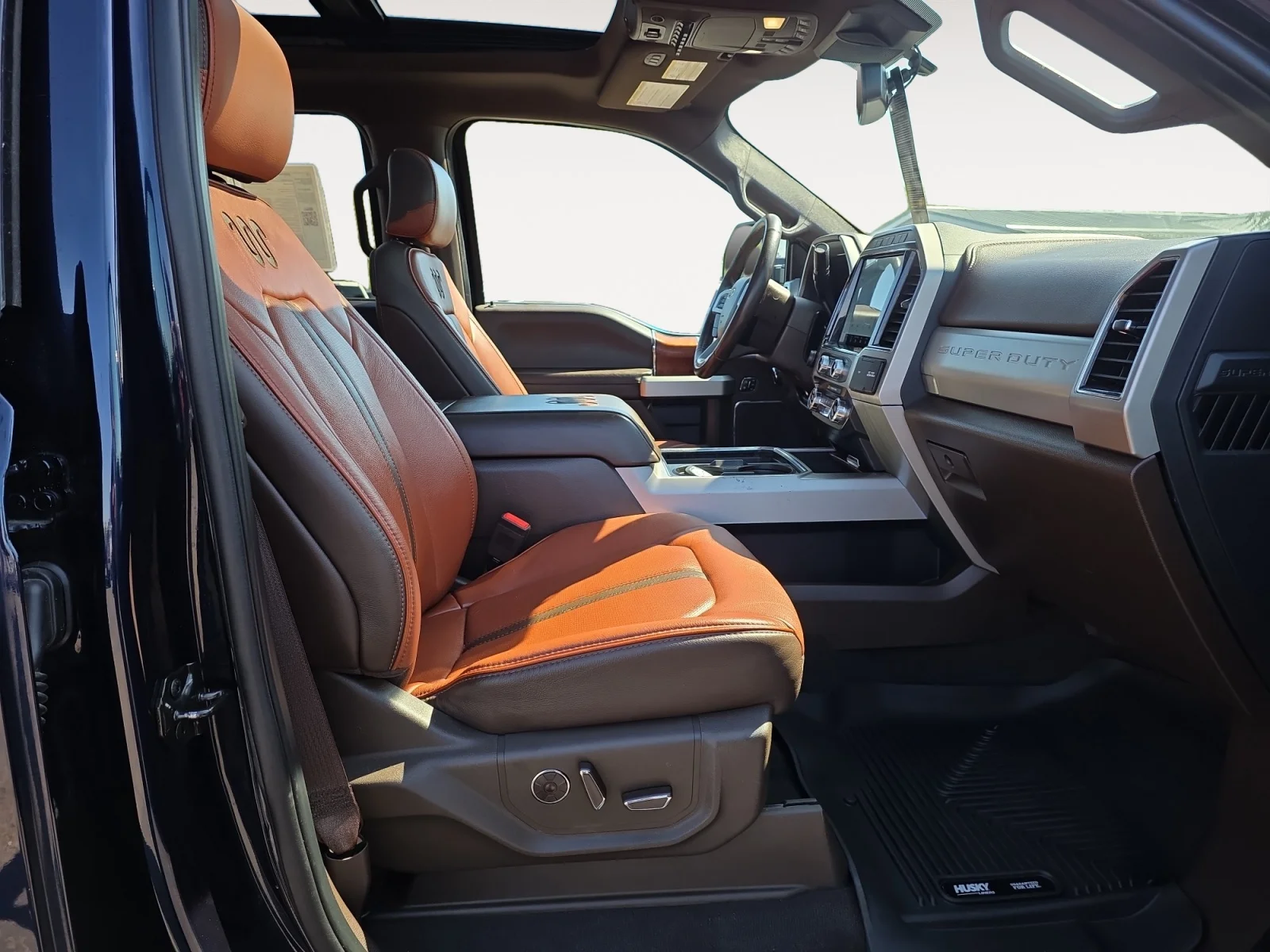 Used 2022 Antimatter Blue Metallic Ford King Ranch image 10