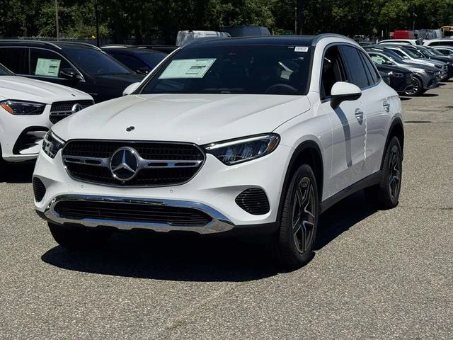 New 2026 White Mercedes-Benz GLC 300 image 7