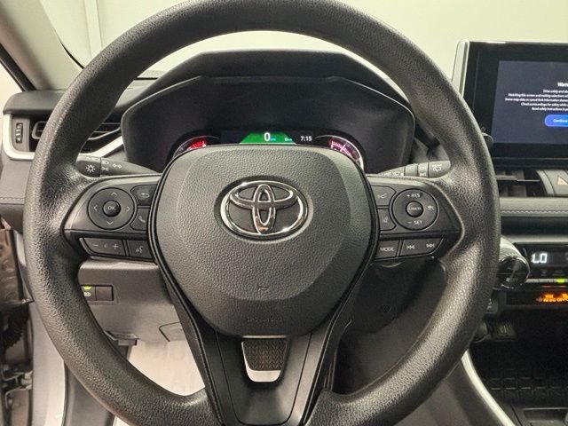 Used 2025 Silver Toyota XLE image 20