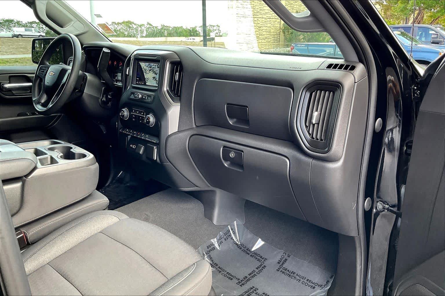 2023 Chevrolet Silverado 1500 Custom - Photo 16