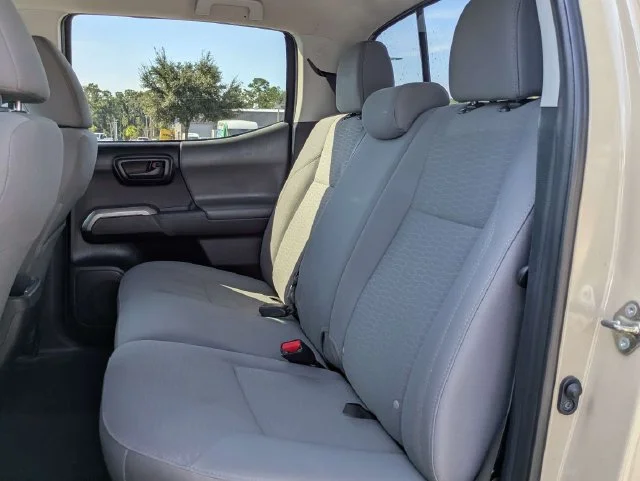 Used 2019 Quicksand Toyota SR5 image 10