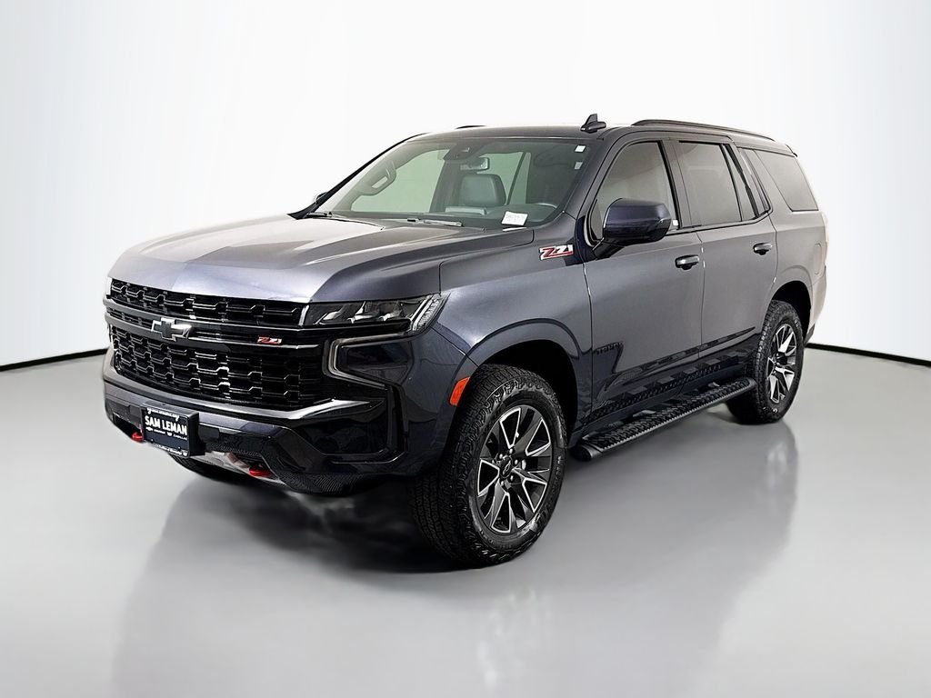 Used 2024 Gray Chevrolet Z71 image 3
