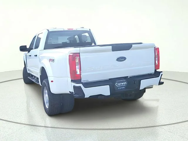 New 2026 Oxford White Ford F-350® XL image 31