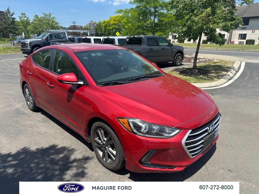 Used 2017 Red Hyundai SE image 1