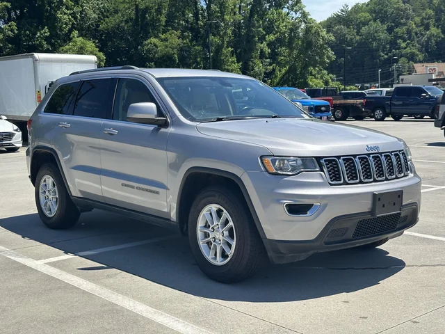 2019 Jeep Grand Cherokee Laredo E
