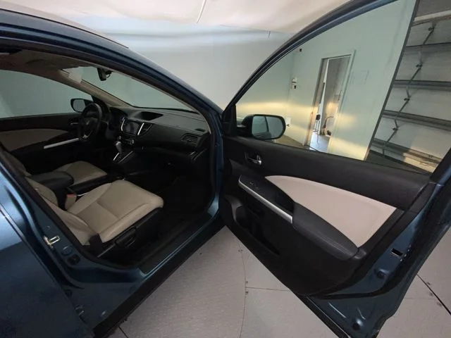 Used 2016  Honda EX-L image 24