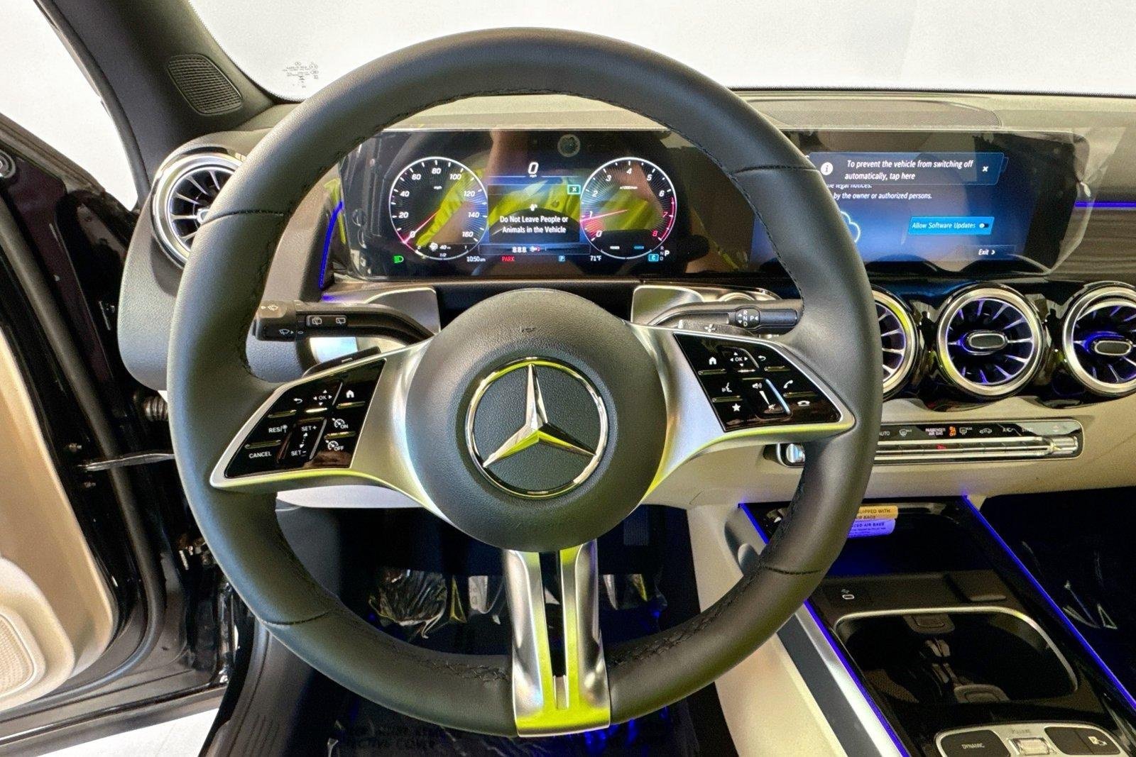 New 2026 Night Black Mercedes-Benz GLB 250 image 11