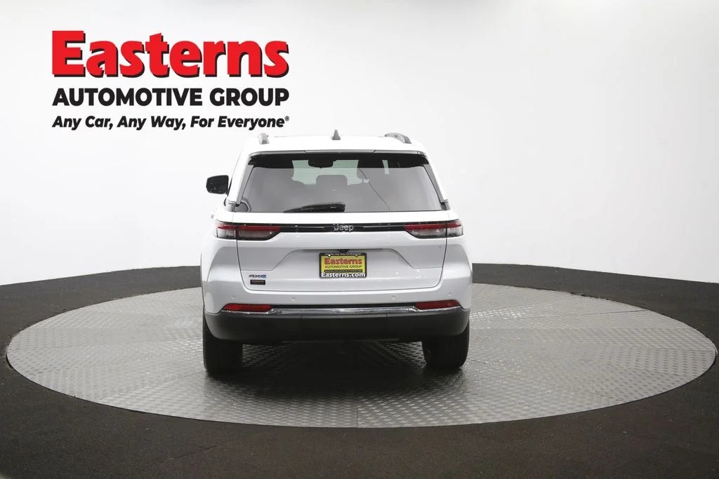 Used 2023 White Jeep 4xe image 38