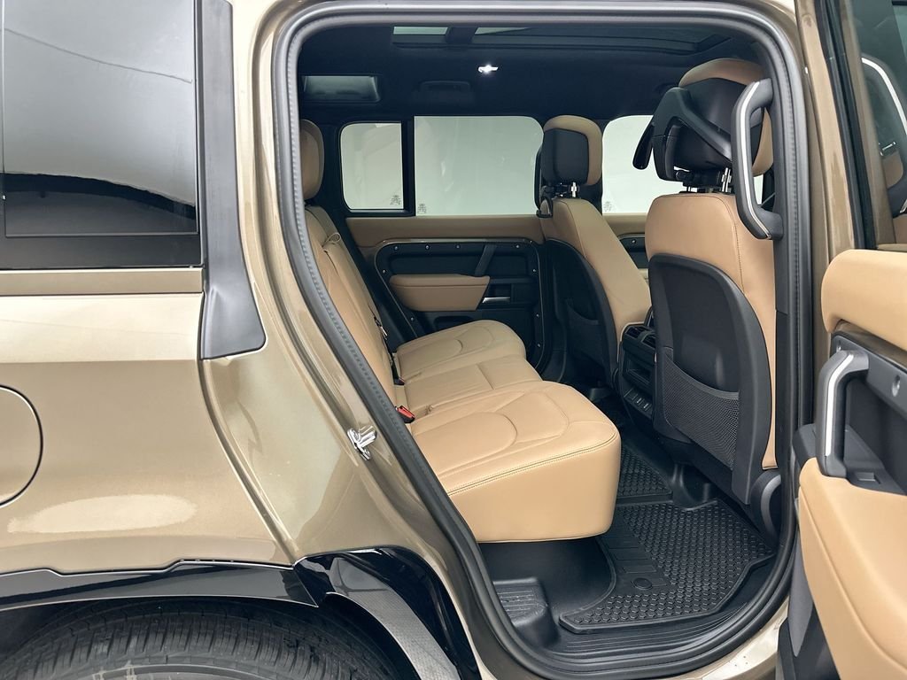 New 2026 Gondwana Stone LAND ROVER X-Dynamic SE image 7
