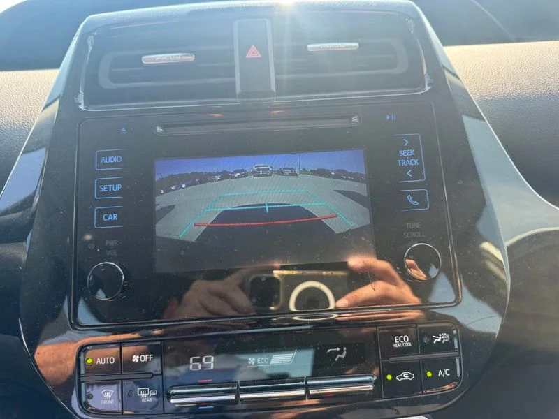 Used 2017 Gray Toyota Two image 14