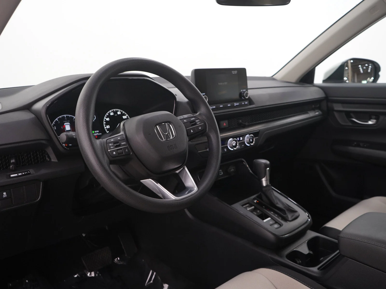 Used 2024 White Honda Sport Utility LX AWD Variable image 22