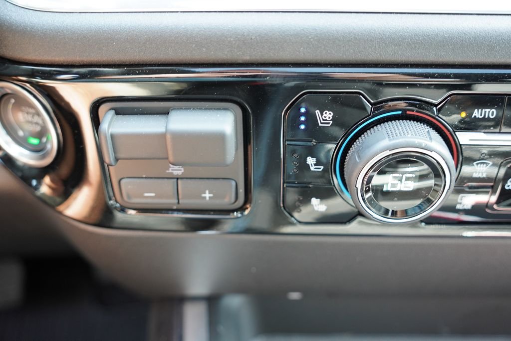 Used 2025 Black Chevrolet LTZ image 8