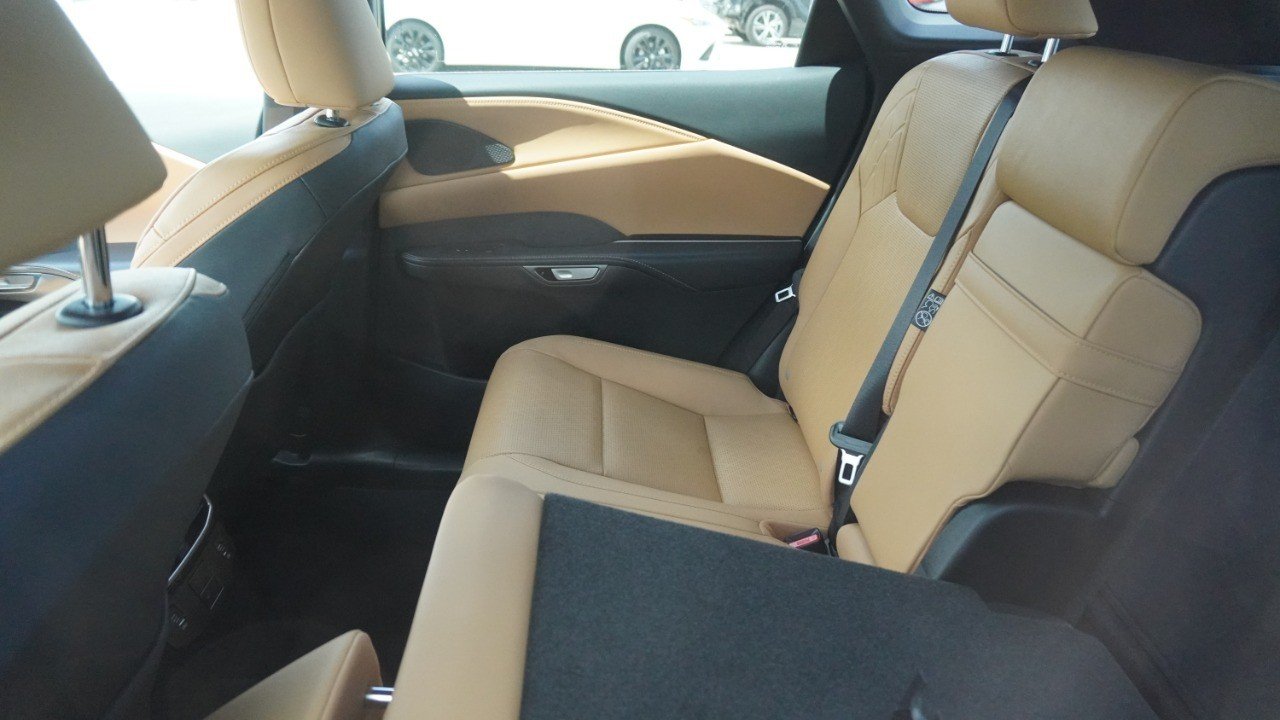 Used 2025 White Lexus RX 350 Premium Plus image 12