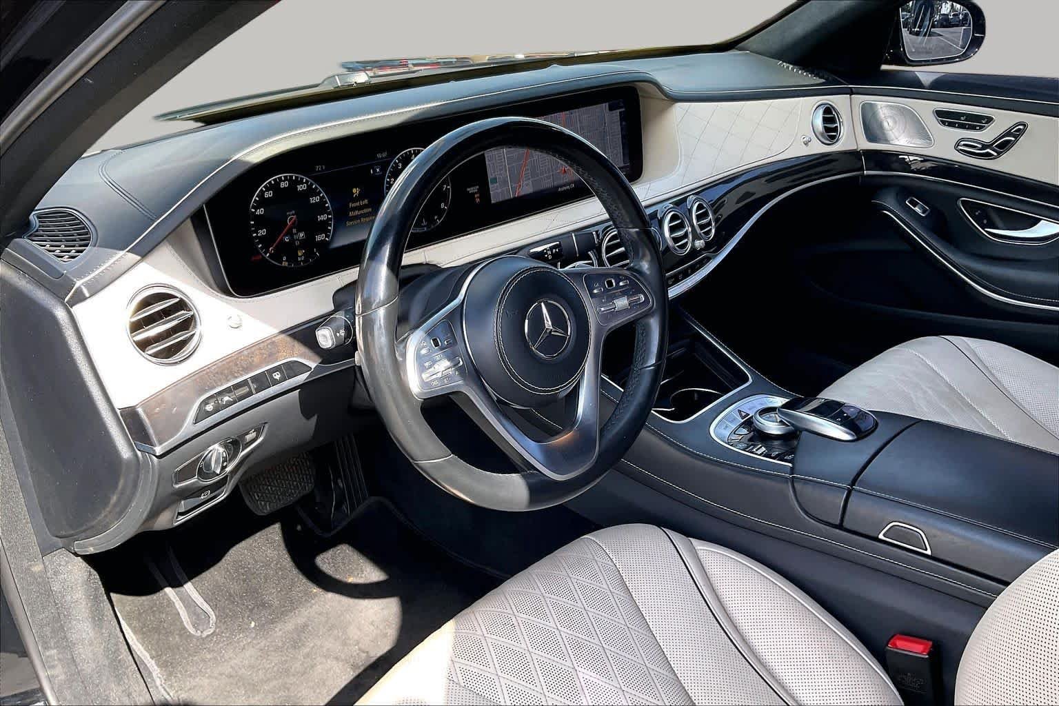 Used 2018 Black Mercedes-Benz S 560 image 17