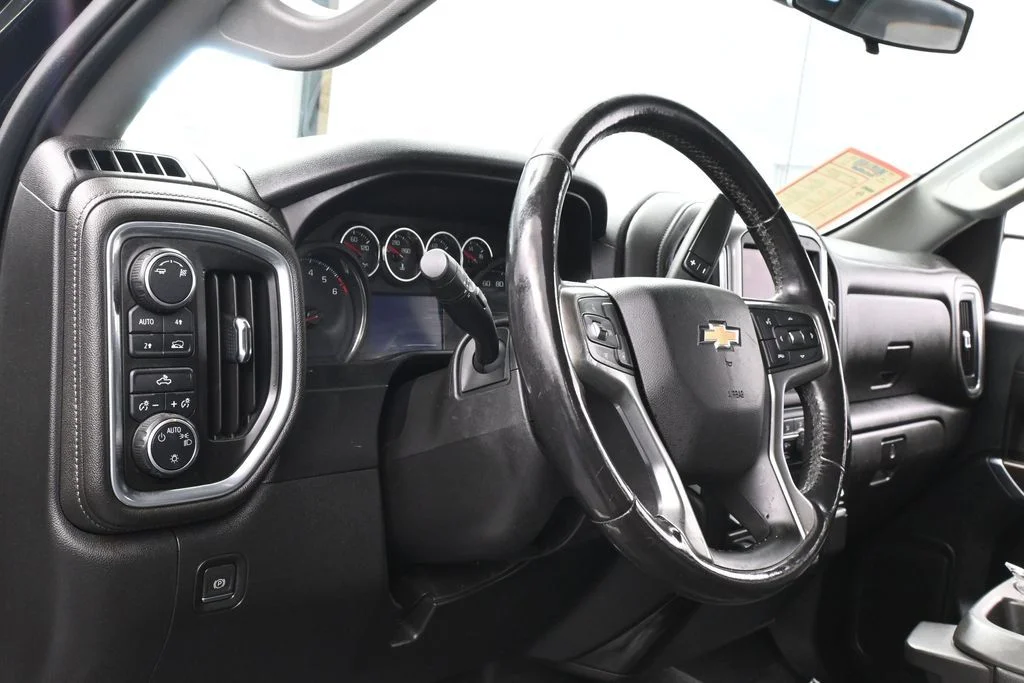 Used 2019 Black Chevrolet LT image 14