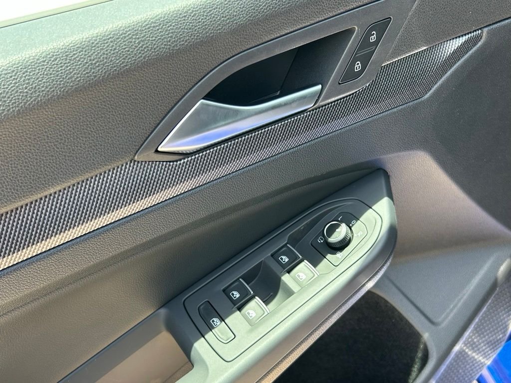 New 2026 Blue Volkswagen 2.0T image 17