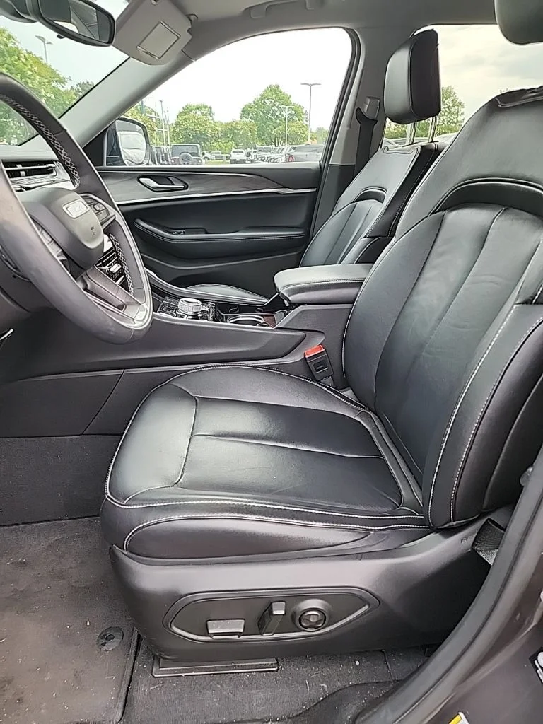 Used 2022 Gray Jeep 4xe image 13
