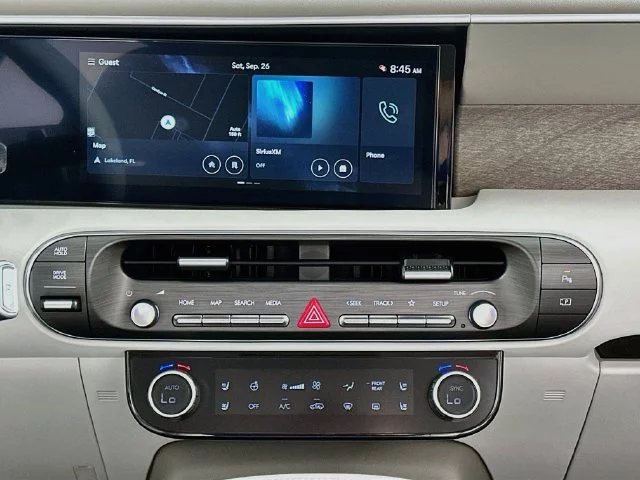 New 2027 Gray Hyundai SEL image 16