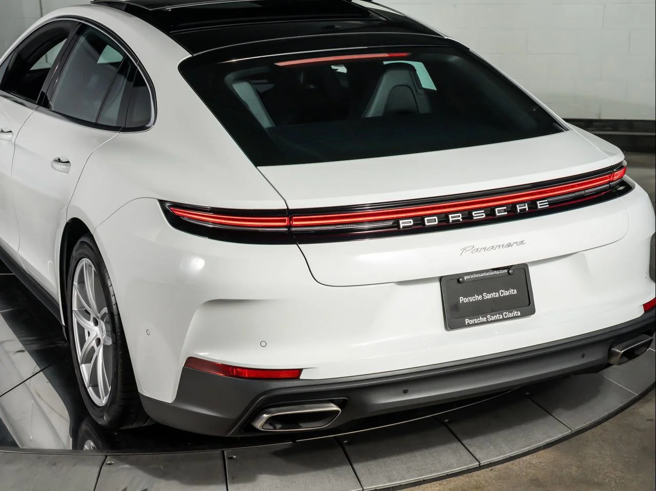Used 2025 White Porsche  image 31