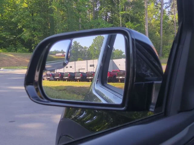 New 2026 High Gloss Black Exterior Paint Jeep Limited Altitude image 18