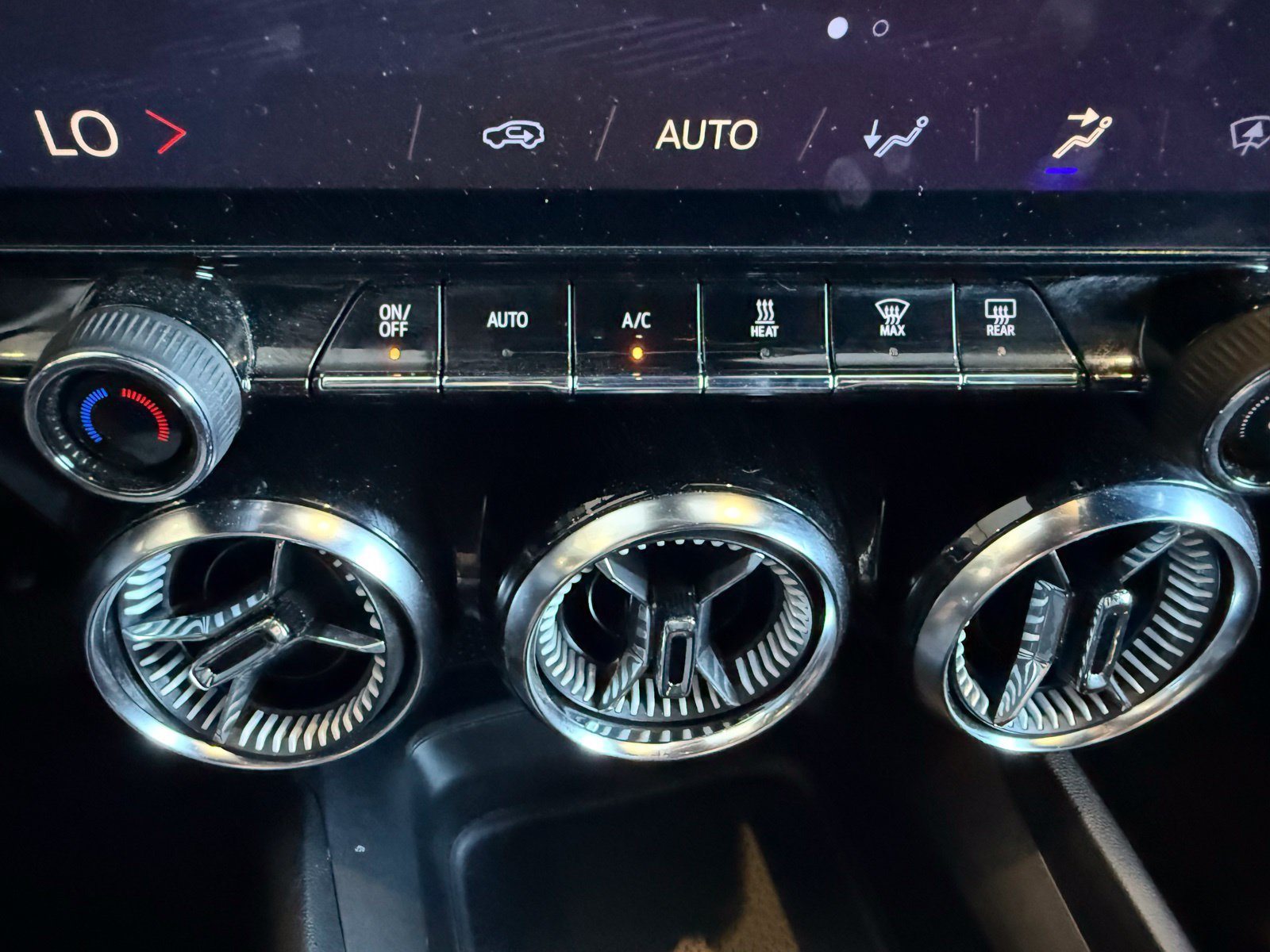 2025 Chevrolet Blazer EV LT - Photo 24