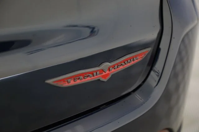 New 2026 Fathom Blue Pearl-Coat Exterior Paint Jeep Trailhawk image 34