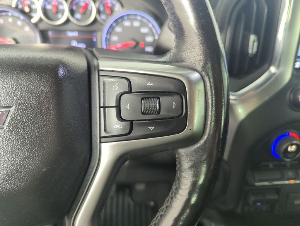 Used 2019 Silver Chevrolet RST image 22