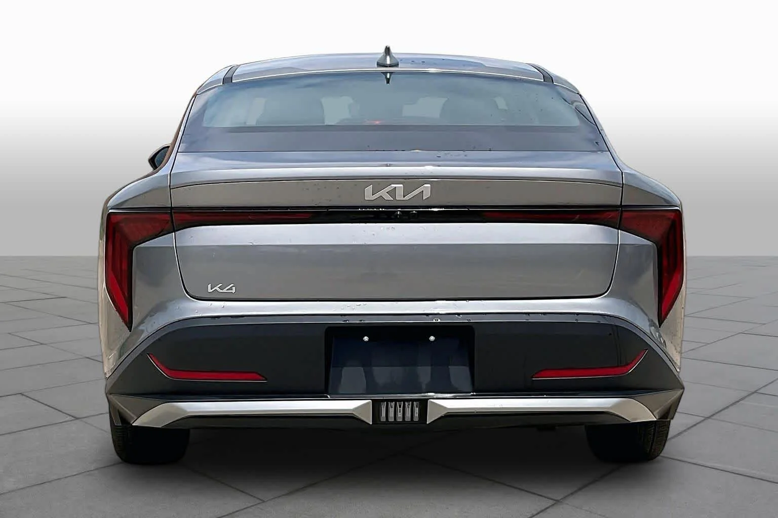 Used 2025 Steel Gray Kia LXS image 4