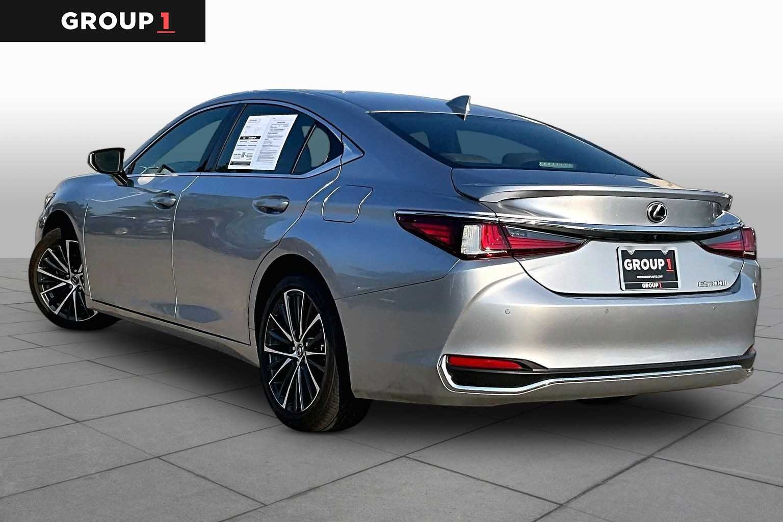 Used 2025 Iridium Lexus  image 10