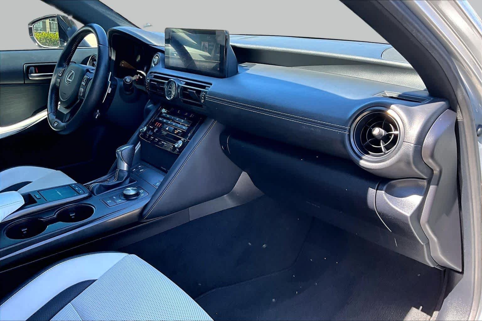 Used 2023 Iridium Lexus F SPORT image 32