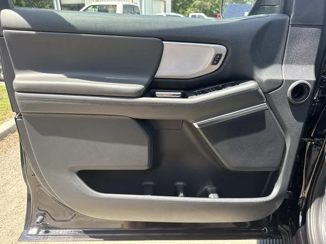 New 2026 Agate Black Metallic Ford Active image 39