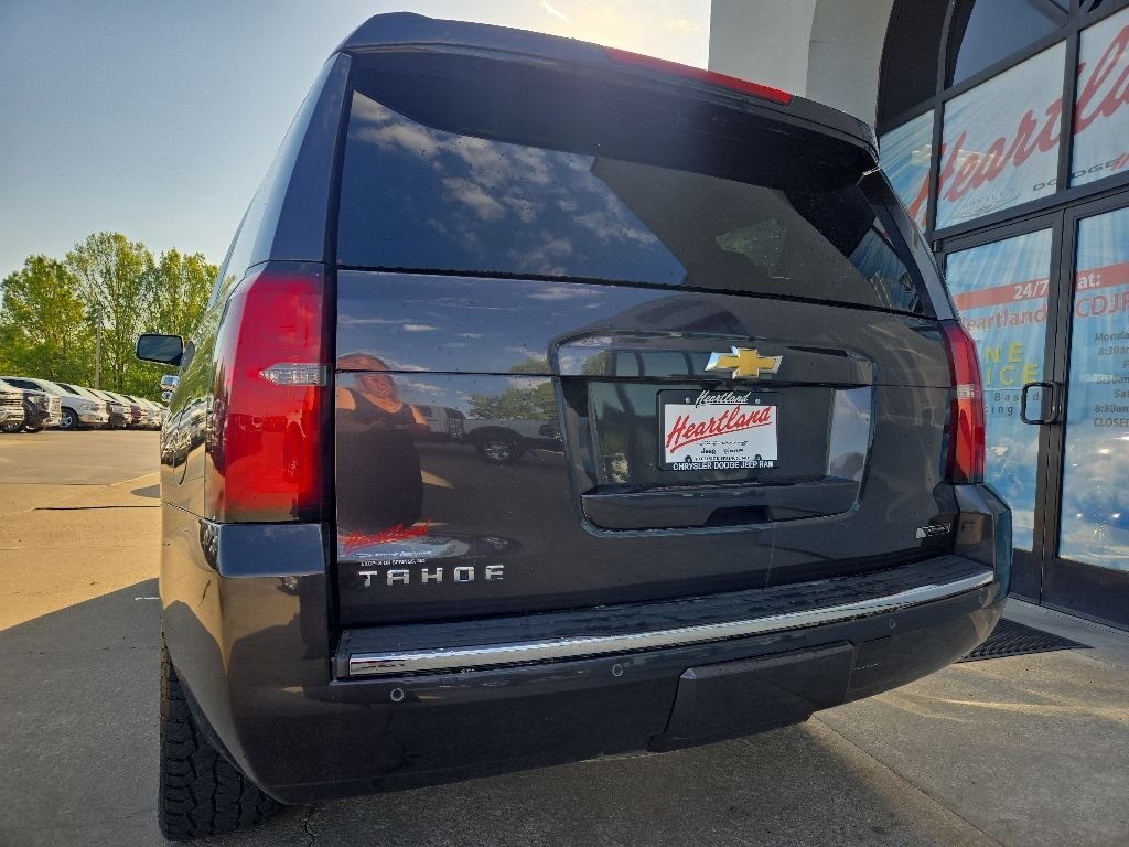 Used 2018 Gray Chevrolet Premier image 8