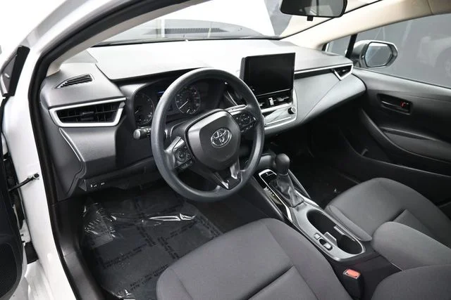 Used 2024 White Toyota LE image 22
