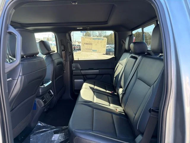 New 2026 Iconic Silver Metallic Ford Lariat® image 10