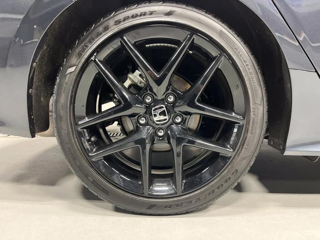 2025 Honda Civic Sport - Photo 32
