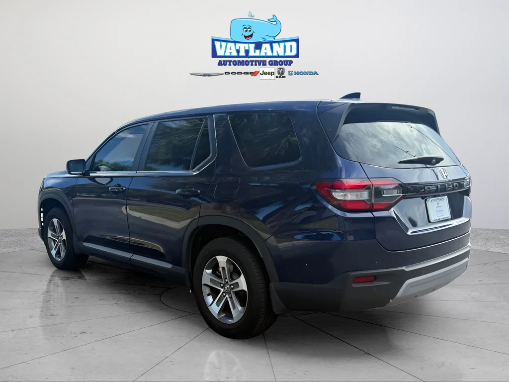 Used 2025 Obsidian Blue Pearl Honda EX-L image 3