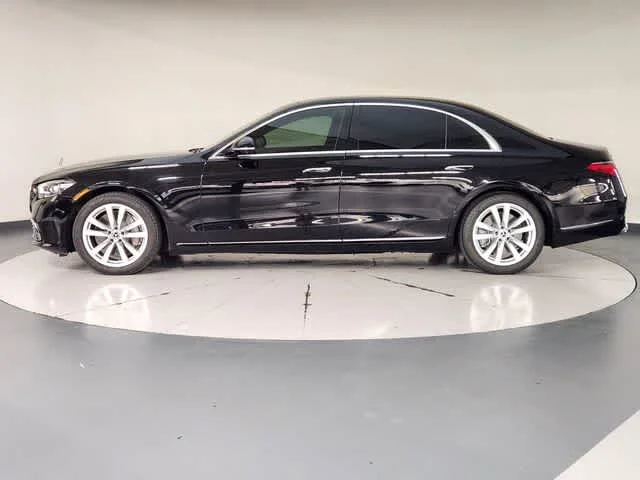 Used 2025 Black Mercedes-Benz S 500 image 5
