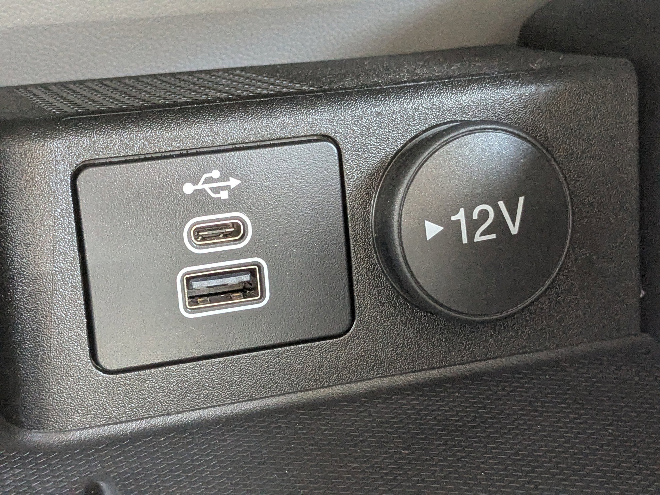 Used 2024  Ford Active image 23