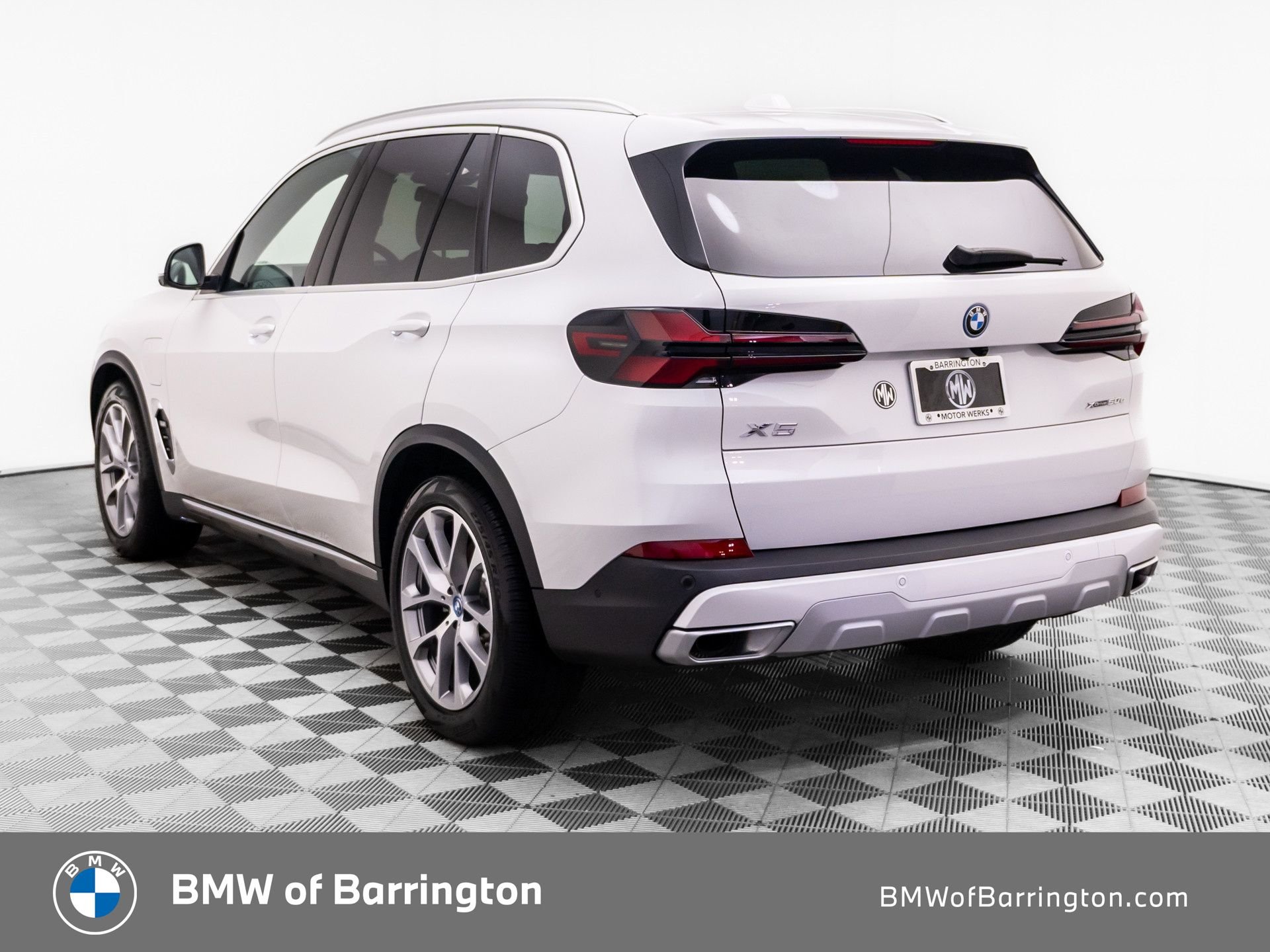 Certified Used 2024 Mineral White Metallic BMW xDrive50e image 3