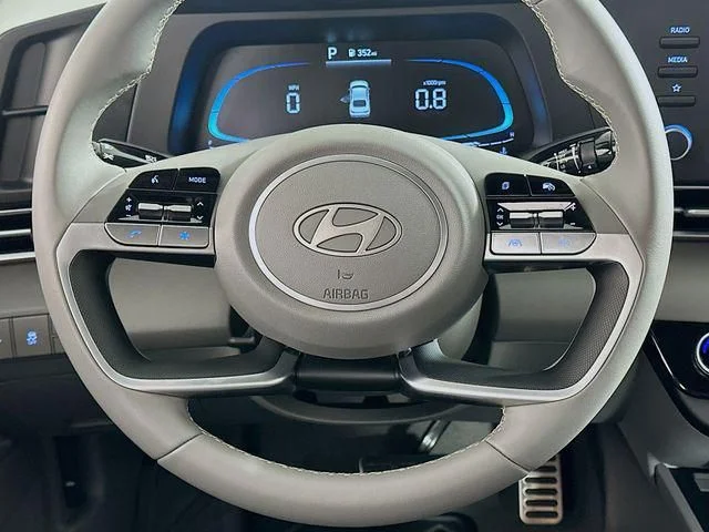 New 2026 Hyundai ELANTRA SEL Sport