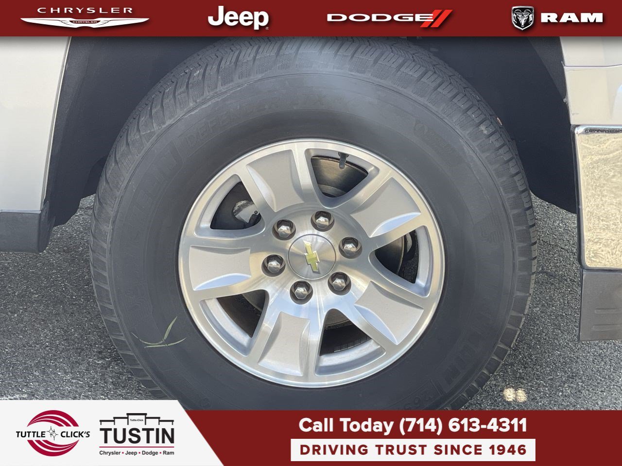 Used 2015 Silver Ice Metallic Chevrolet LT image 13