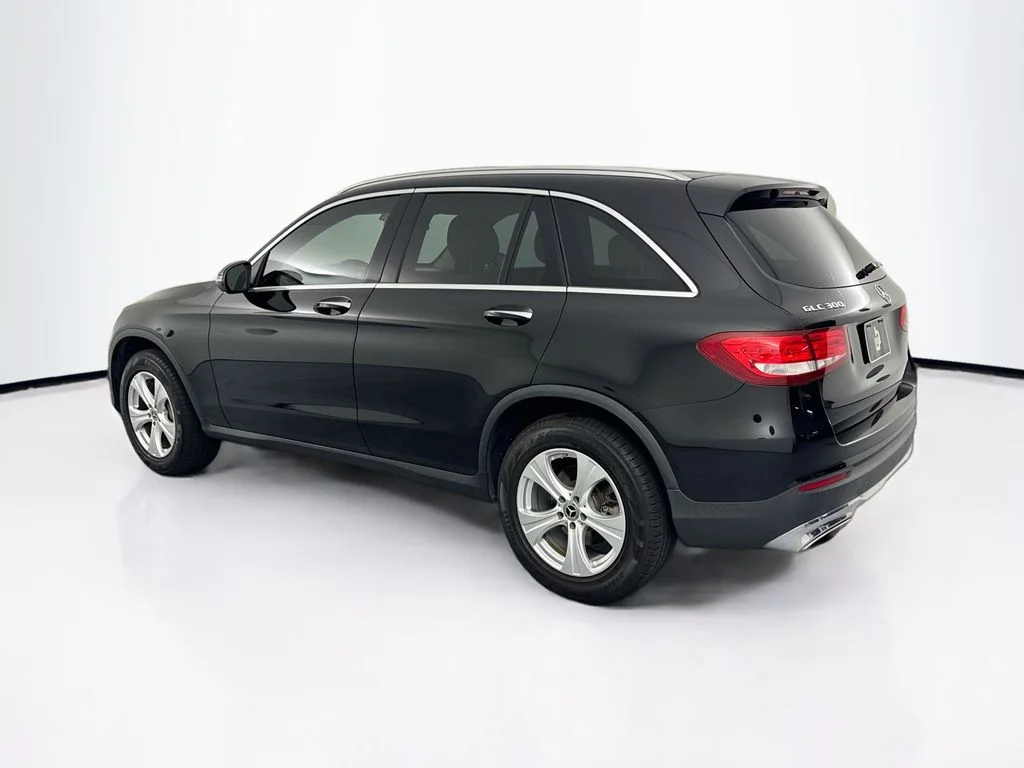 Used 2018 Black Mercedes-Benz GLC 300 image 7