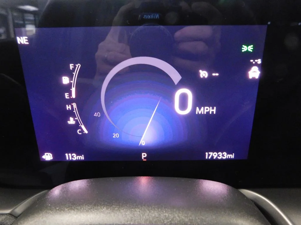 Certified Used 2025 Moonstone Gray Metallic Buick Preferred image 24