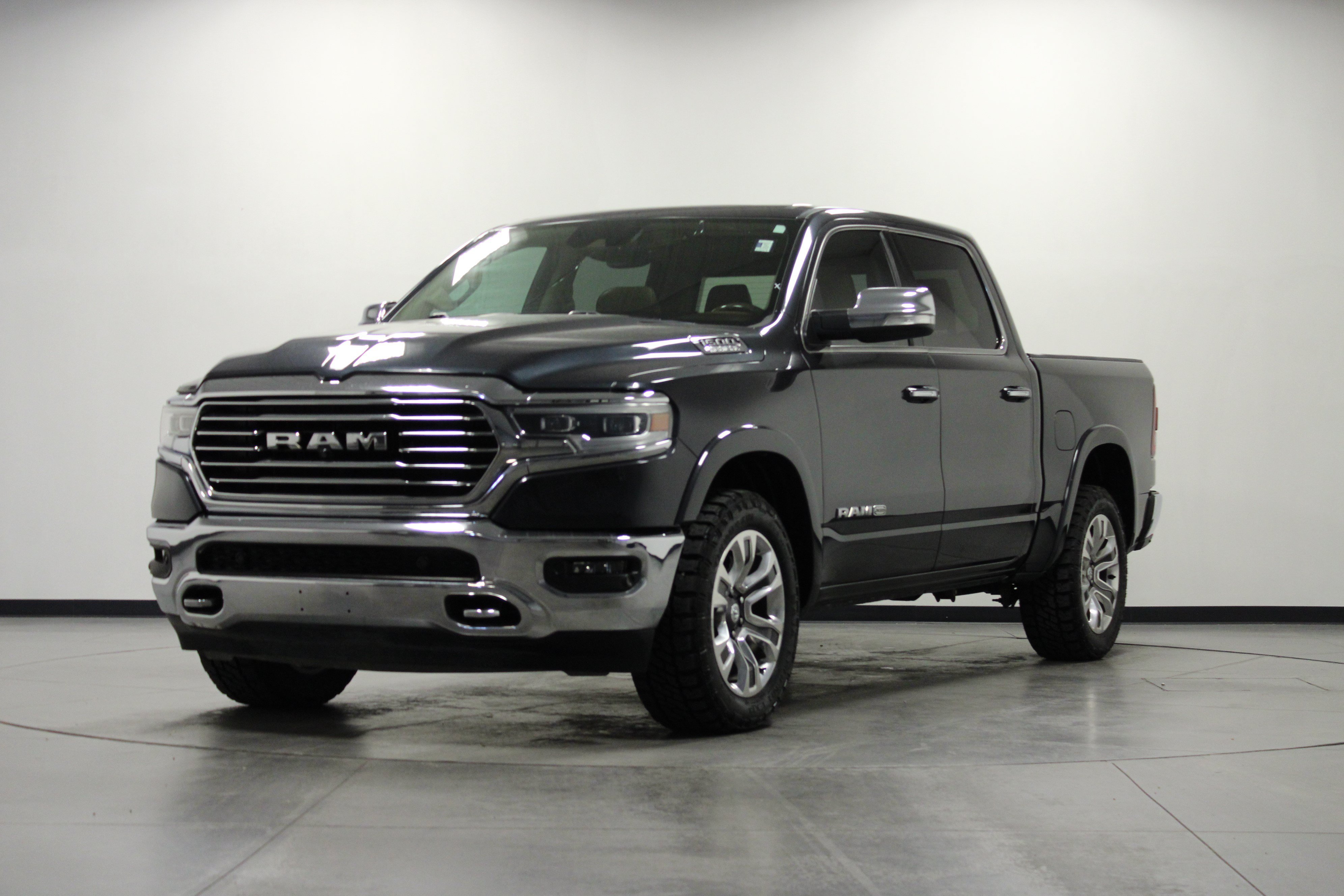 Used 2019 Maximum Steel Metallic Clearcoat Ram Laramie Longhorn image 8