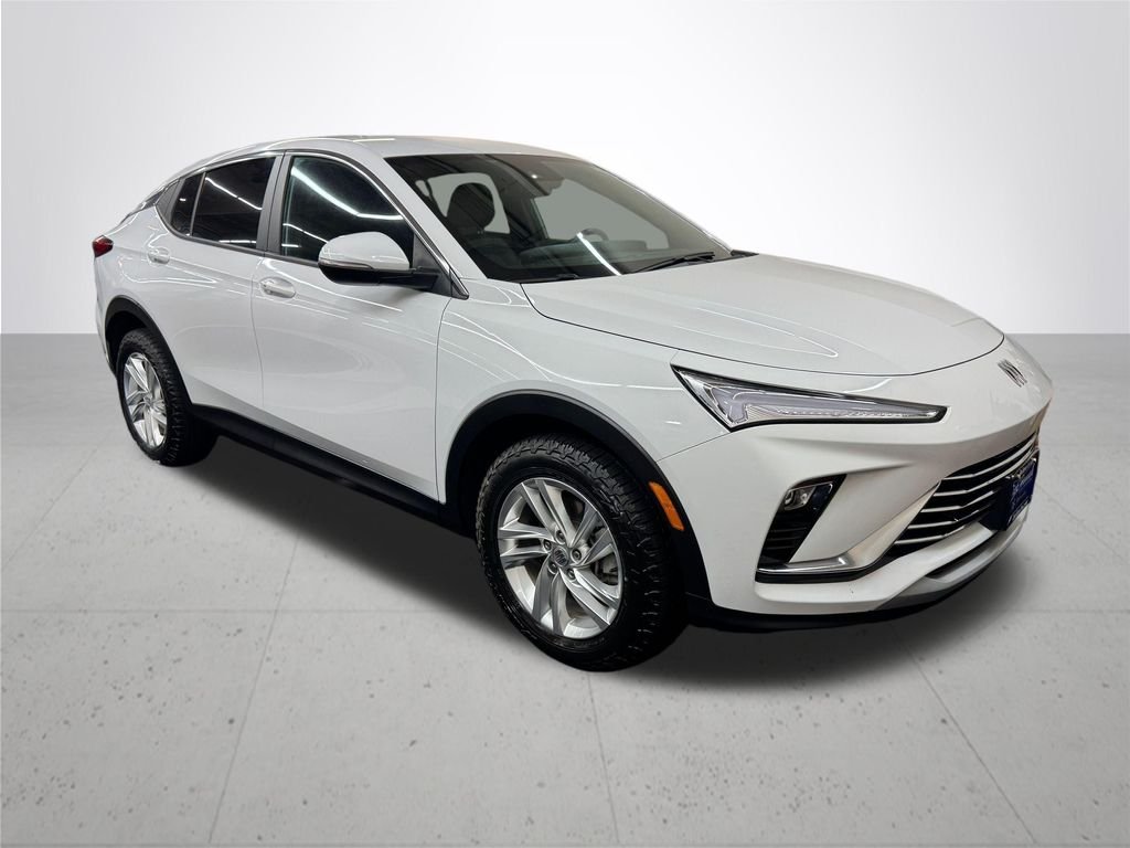 Used 2024 Summit White Buick Preferred image 11