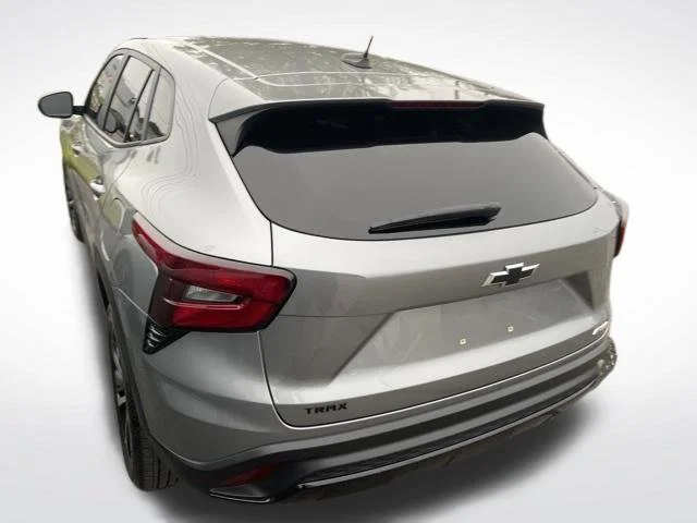 Used 2024 Gray Chevrolet 1RS image 7