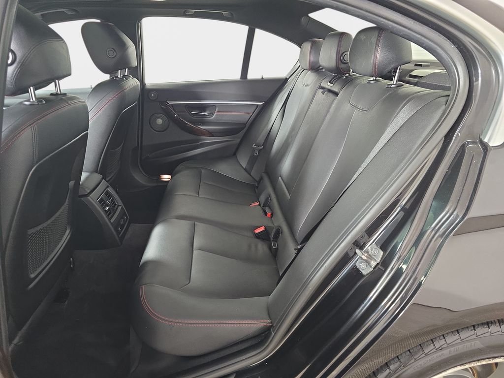 Used 2016 Black Sapphire Metallic BMW 340i xDrive image 16