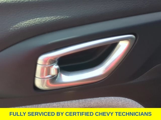 Used 2024 Red Jeep Latitude image 22