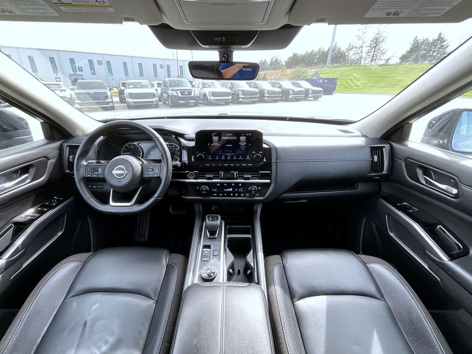 Used 2023 Gray Nissan SL image 15