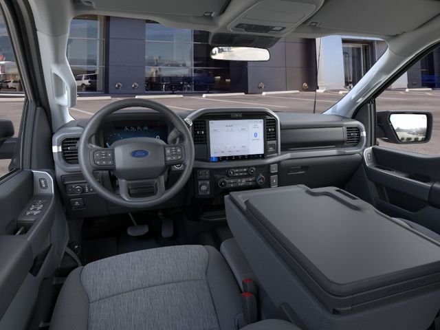 New 2026 Carbonized Gray Metallic Ford XLT image 9